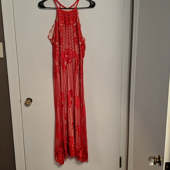 Chelsea & Violet Lace Dress NWT - Picture 4 of 6